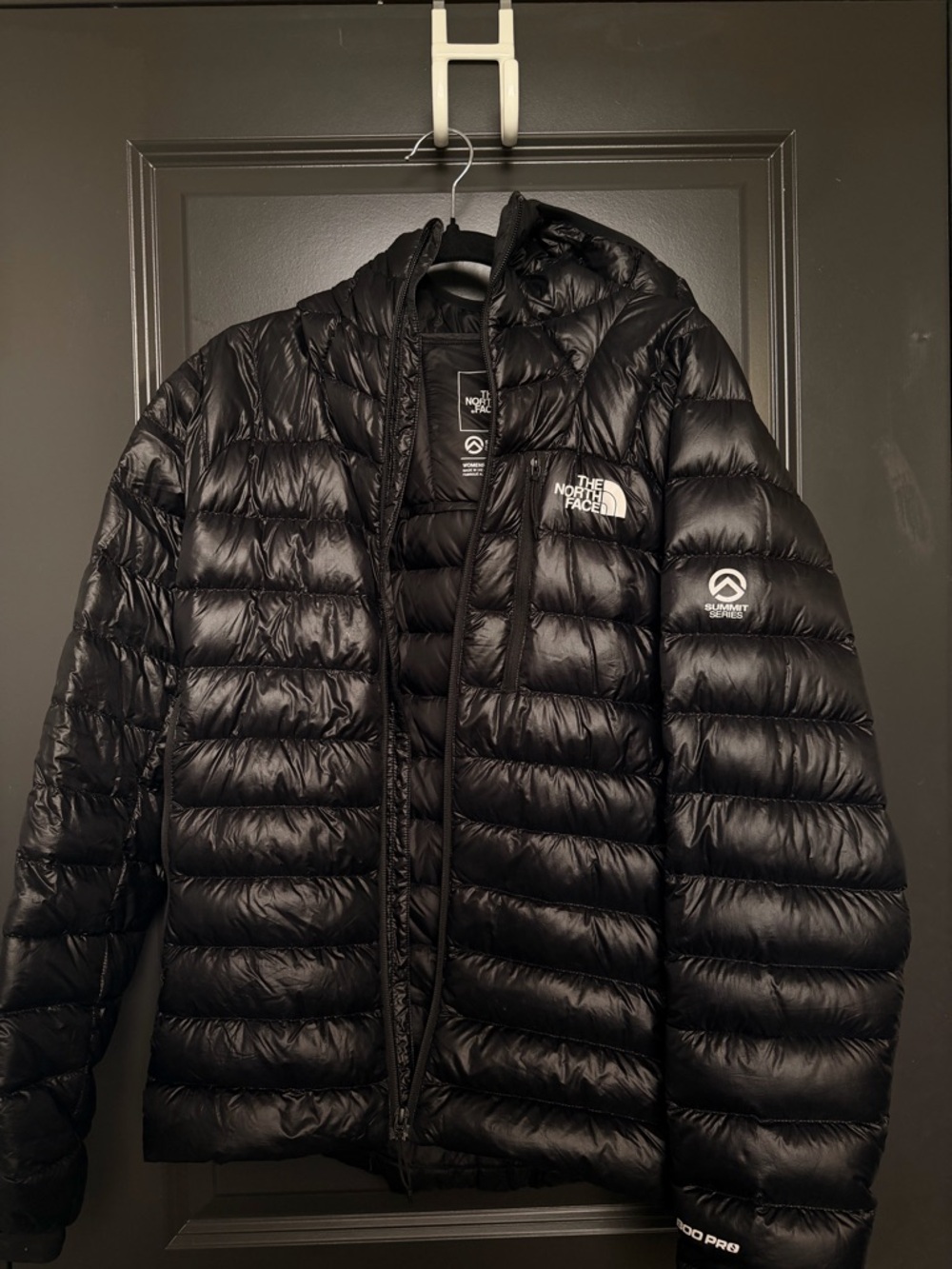 The North Face Women’s Black Women’s Summit Series Jacket - Picture 4 of 7